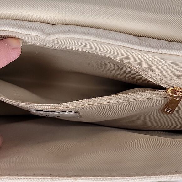 A New Day. Quilted Purse. EUC - Picture 8 of 14